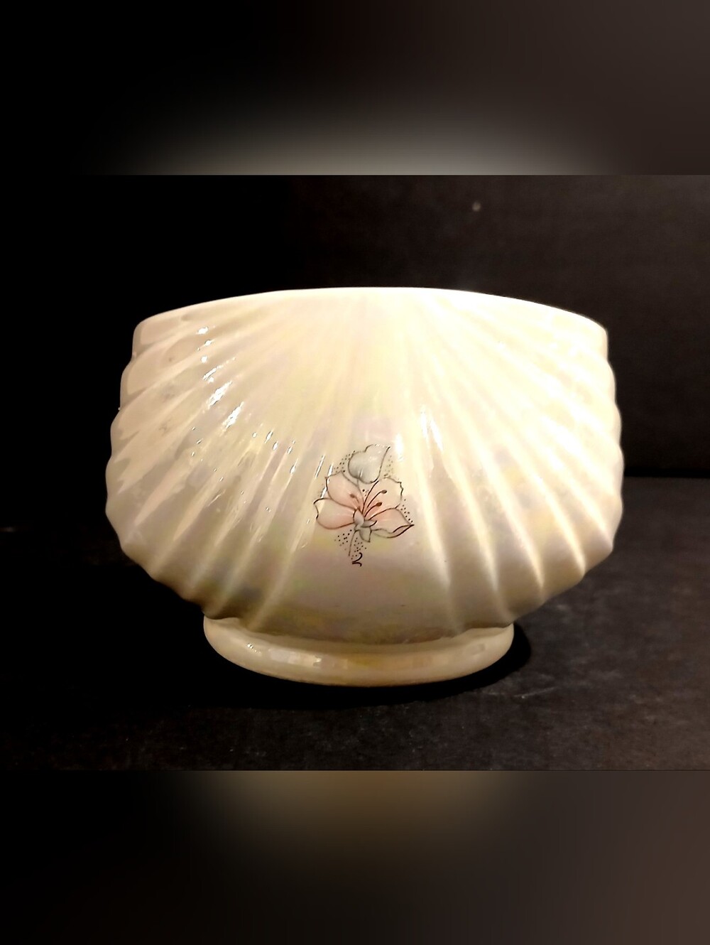 Classic Ivory Shell Ceramic Toothbrush Holder with Pink Floral Accent